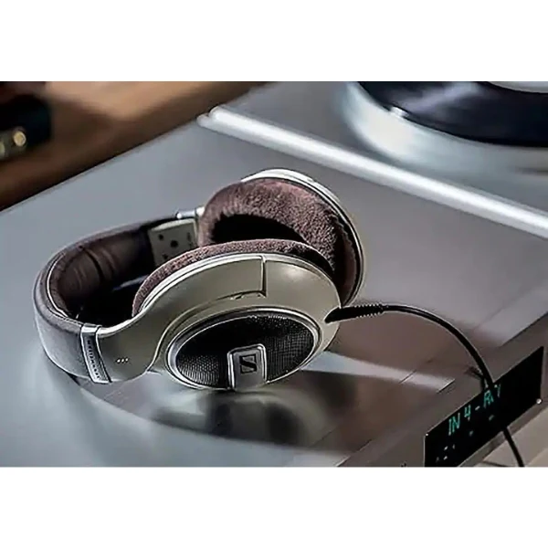 Audífonos Sennheiser HD 599 Wired Open Back Over-the-Ear Headphones HD 5 - Brown/Ivory/Matte Metallic - Image 5
