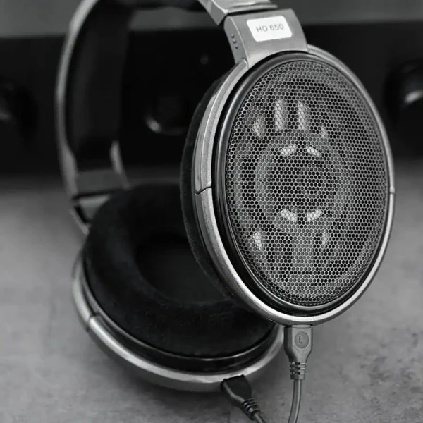 Audífonos Sennheiser HD 650 Hi-Res Audiophile Open Back Headphone Quality Transducer and Diaphragm - Gray - Image 5