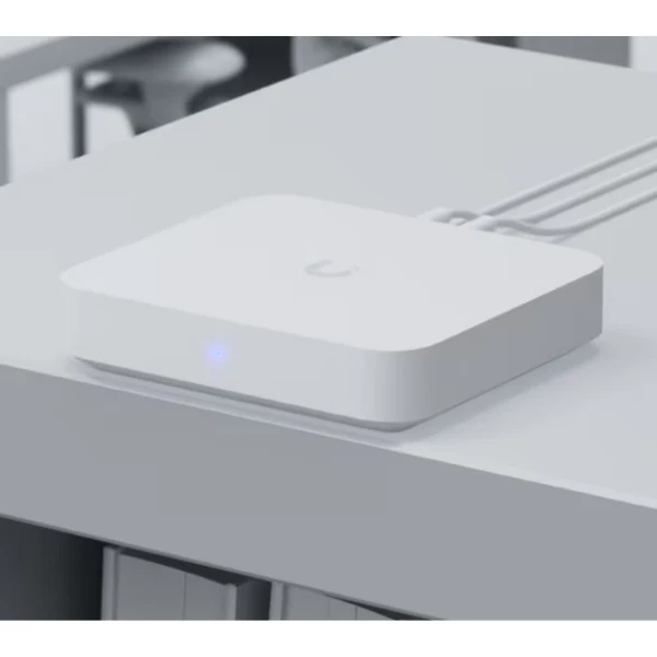 Router Ubiquiti UniFi Gateway Max 2.5GbE SD-WAN VPN Firewall Compacto - Image 8
