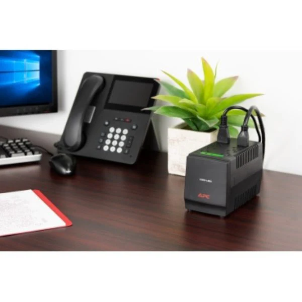 Regulador Automatico de Voltaje APC LINE R 600VA 8 Tomas de salida 120V 60HZ - Image 3