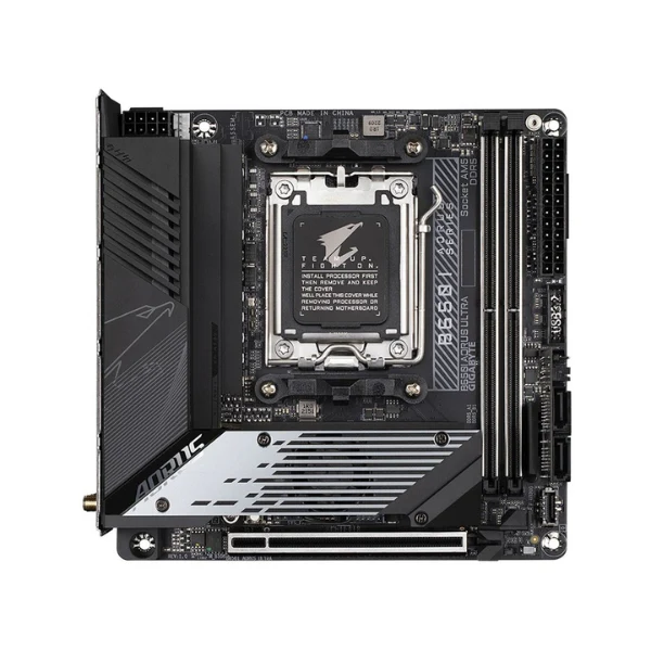 Tarjeta Madre Gigabyte B650I Aorus Ultra AMD AM5 Mini-ITX - Image 2